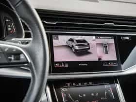 Audi Q8 (2019) thumbnail 27