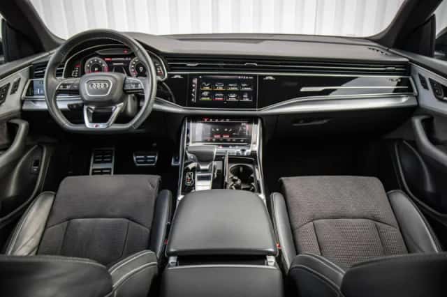 Audi Q8 (2019) thumbnail 5