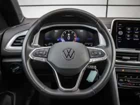 Volkswagen T-Roc (2024) thumbnail 18