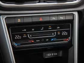 Volkswagen T-Roc (2024) thumbnail 25