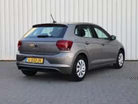 Volkswagen Polo (2021) thumbnail 2