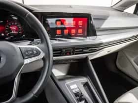 Volkswagen Golf (2022) thumbnail 28