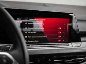 Volkswagen Golf (2022) thumbnail 38