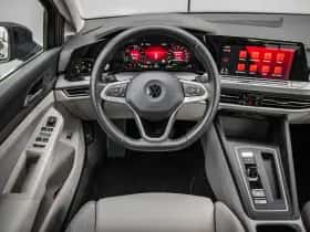 Volkswagen Golf (2022) thumbnail 44
