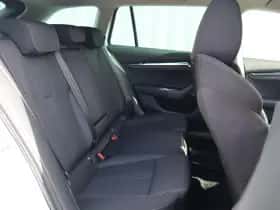 Škoda Octavia (2024) thumbnail 18