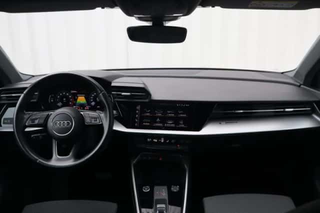 Audi A3 (2021) thumbnail 5