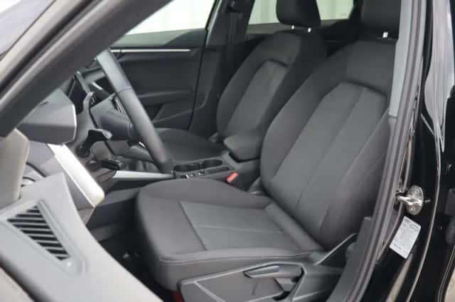 Audi A3 (2022) thumbnail 4