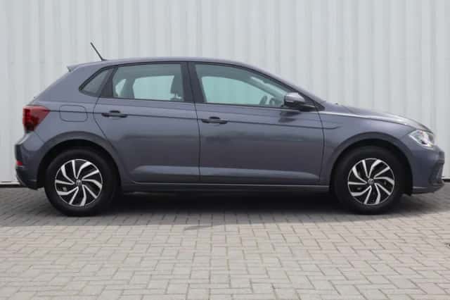 Volkswagen Polo (2021) thumbnail 3