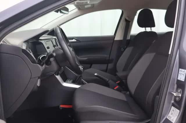 Volkswagen Polo (2021) thumbnail 4