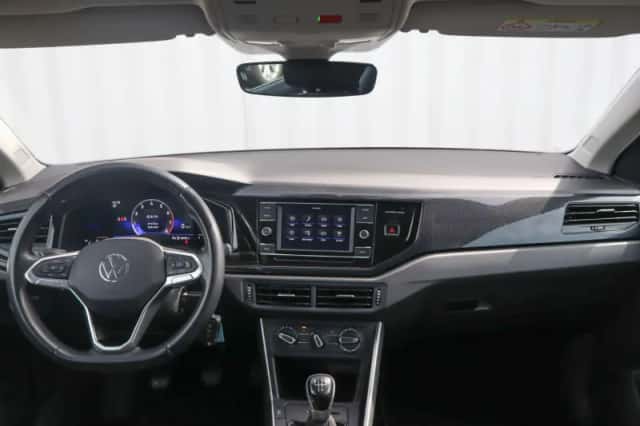 Volkswagen Polo (2021) thumbnail 5