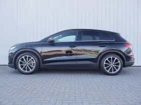 Audi Q4 e-tron (2022) thumbnail 14