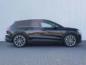 Audi Q4 e-tron (2022) thumbnail 3