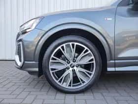 Audi Q2 (2022) thumbnail 14