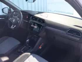 Volkswagen Tiguan (2019) thumbnail 32