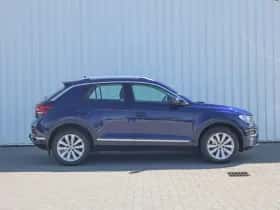 Volkswagen T-Roc (2019) thumbnail 3