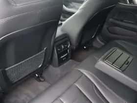BMW i4 (2023) thumbnail 22