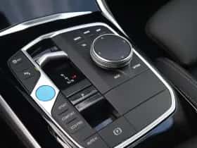 BMW i4 (2023) thumbnail 30