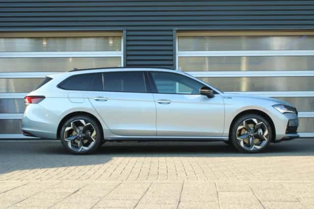 Škoda Superb (2026) thumbnail 3