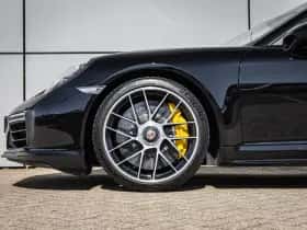 Porsche 911 (2018) thumbnail 17