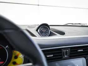 Porsche 911 (2018) thumbnail 32