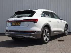 Audi e-tron (2019) thumbnail 2