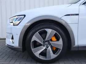 Audi e-tron (2019) thumbnail 15