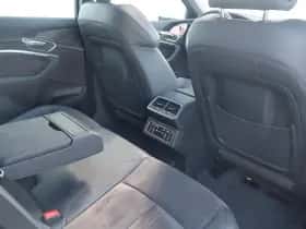 Audi e-tron (2019) thumbnail 38