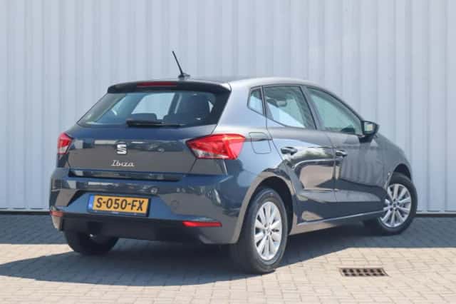 SEAT Ibiza (2023) thumbnail 2
