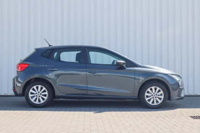SEAT Ibiza (2023) thumbnail 3