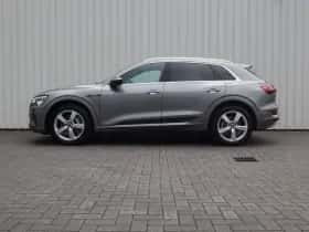 Audi e-tron (2022) thumbnail 11