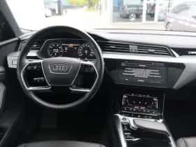 Audi e-tron (2022) thumbnail 5
