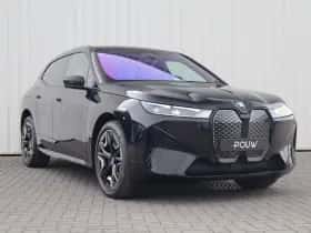 BMW iX (2022) thumbnail 11