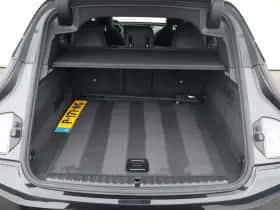 BMW iX (2022) thumbnail 20