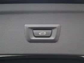 BMW iX (2022) thumbnail 23