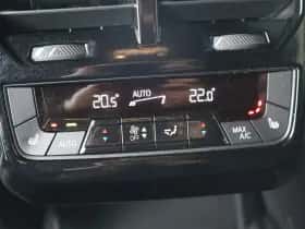 BMW iX (2022) thumbnail 24