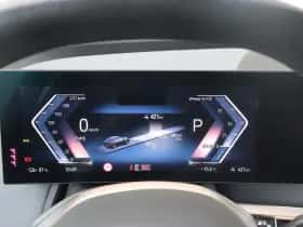 BMW iX (2022) thumbnail 32