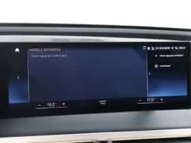 BMW iX (2022) thumbnail 46