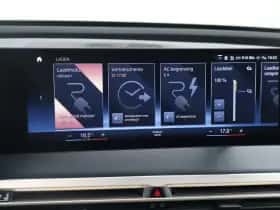 BMW iX (2022) thumbnail 50