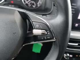 Škoda Kamiq (2021) thumbnail 24