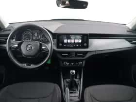 Škoda Kamiq (2021) thumbnail 5
