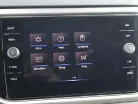 Volkswagen T-Roc (2021) thumbnail 43
