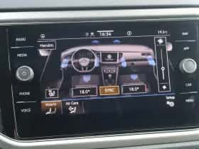 Volkswagen T-Roc (2021) thumbnail 44