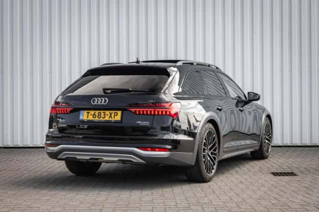 Audi A6 (2023) thumbnail 2