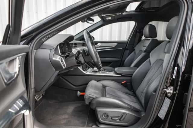 Audi A6 (2023) thumbnail 4
