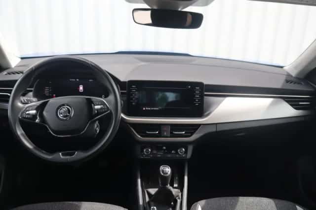 Škoda Kamiq (2022) thumbnail 5