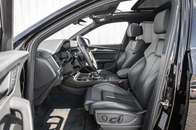 Audi Q5 (2021) thumbnail 4