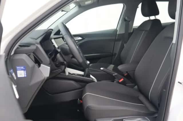 Audi A1 (2024) thumbnail 4