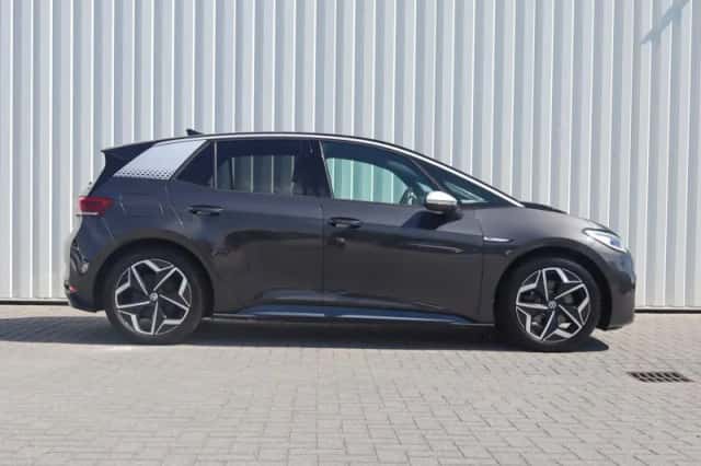 Volkswagen ID.3 (2020) thumbnail 3