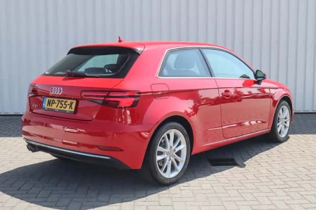 Audi A3 (2017) thumbnail 2