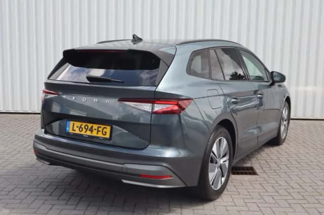 Škoda Enyaq (2021) thumbnail 2